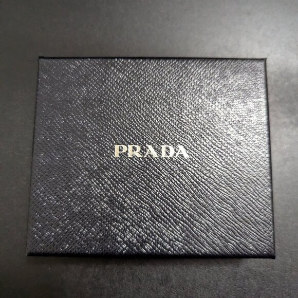Prada card holder - Picture 6 of 7